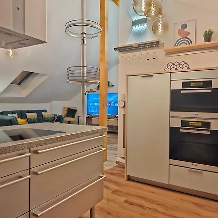 Design-Penthouse I 90Qm I Europapark 20 Min I Boxspring I Nespresso I Parking Apartment Lahr  Exterior photo