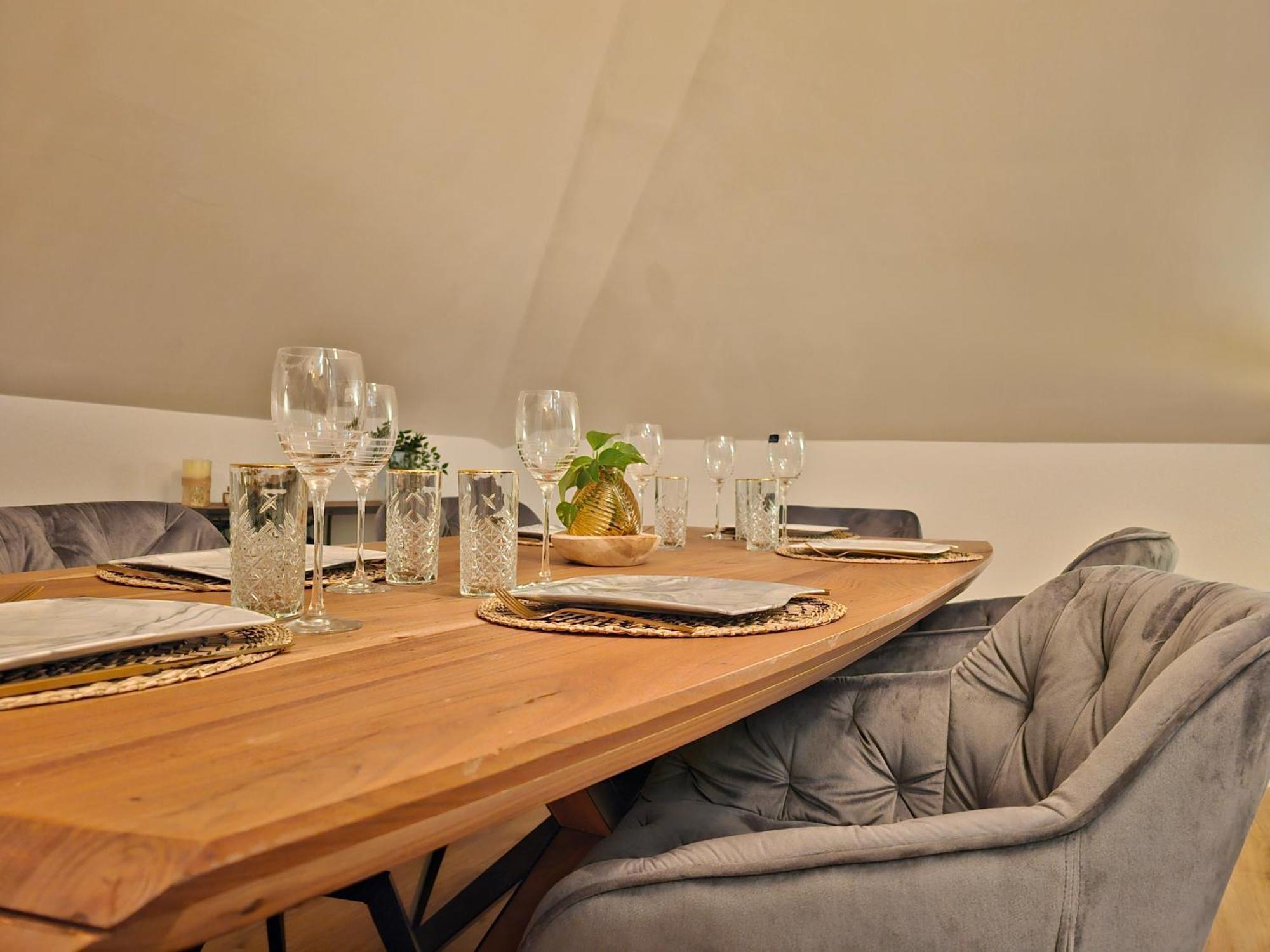 Design-penthouse I 90qm I Europapark 20 Min I Boxspring I Nespresso I Parking *